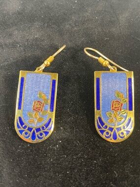 Art Deco/Art Nouveau Gold-Tone Blue Enamel Rose Earrings